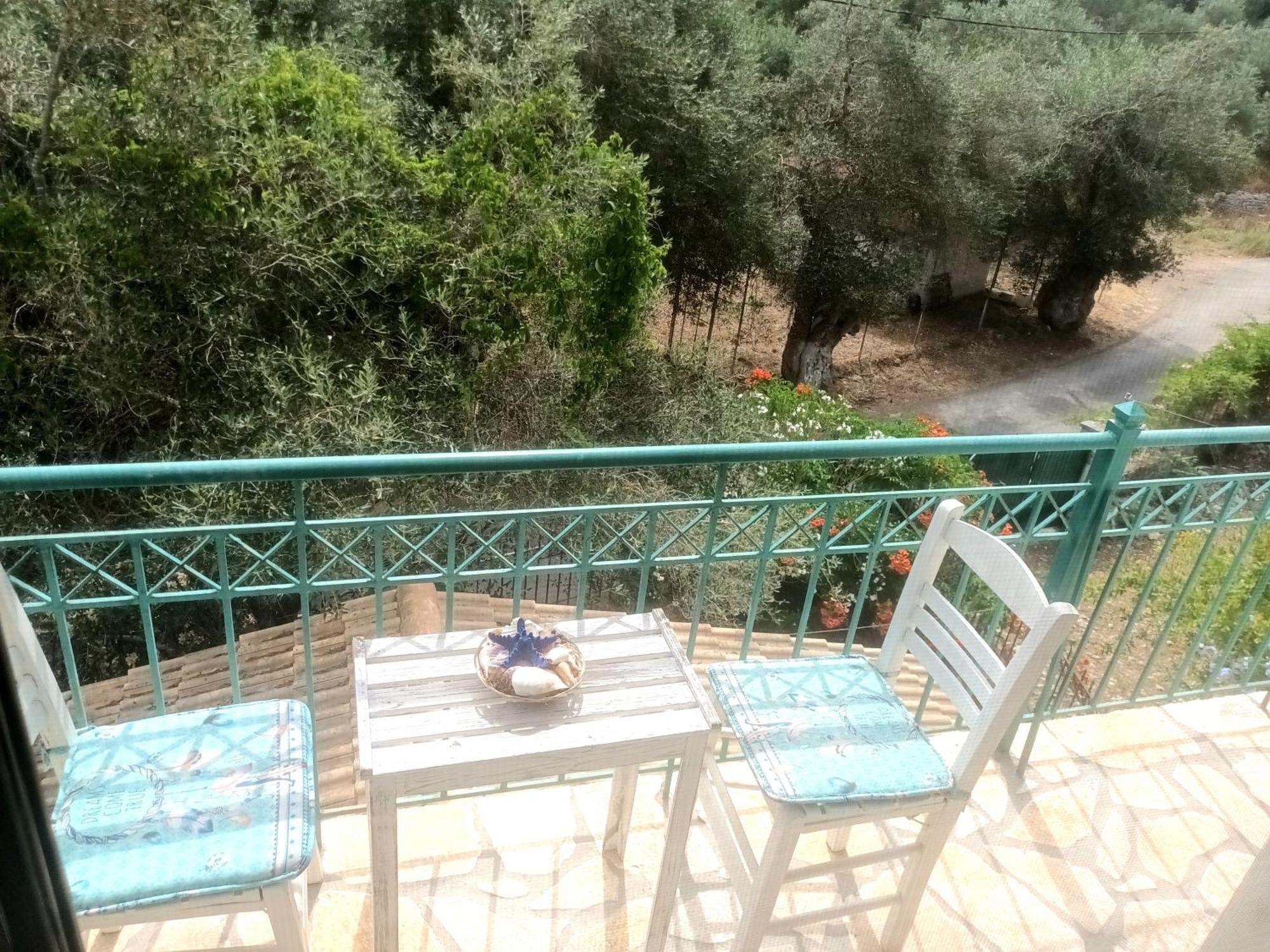 Casa Nonna Traditional Guest House Oziás 외부 사진